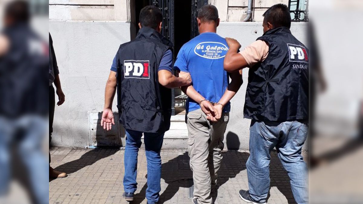 Daniel Vasilovsky tuvo contacto con ellos esa mañana. La lancha y los elementos de Estela y Benito fueron encontrados en inmediaciones a su vivienda