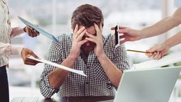 En tiempos donde la mente salta entre pantallas y pendientes, ordenar el entorno y el pensamiento se convierte en un acto de salud mental. En tiempos donde la mente salta entre pantallas y pendientes, ordenar el entorno y el pensamiento se convierte en un acto de salud mental.