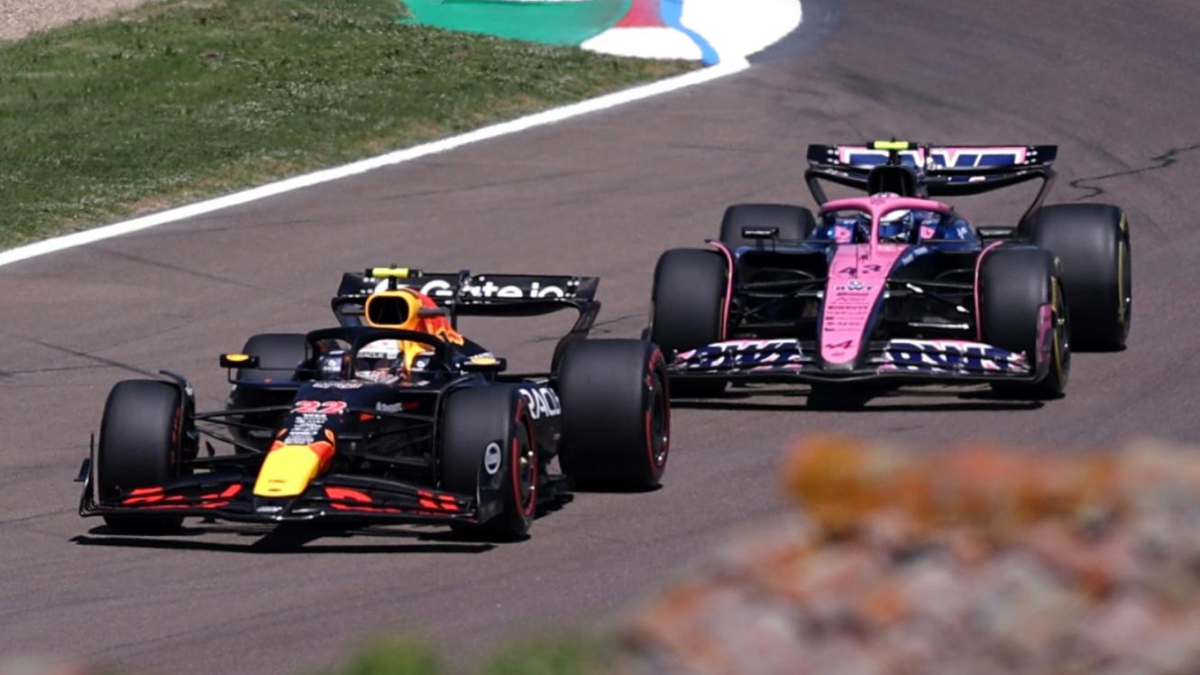 El gesto obsceno de Yuki Tsunoda a Franco Colapinto en su regreso a la Fórmula 1