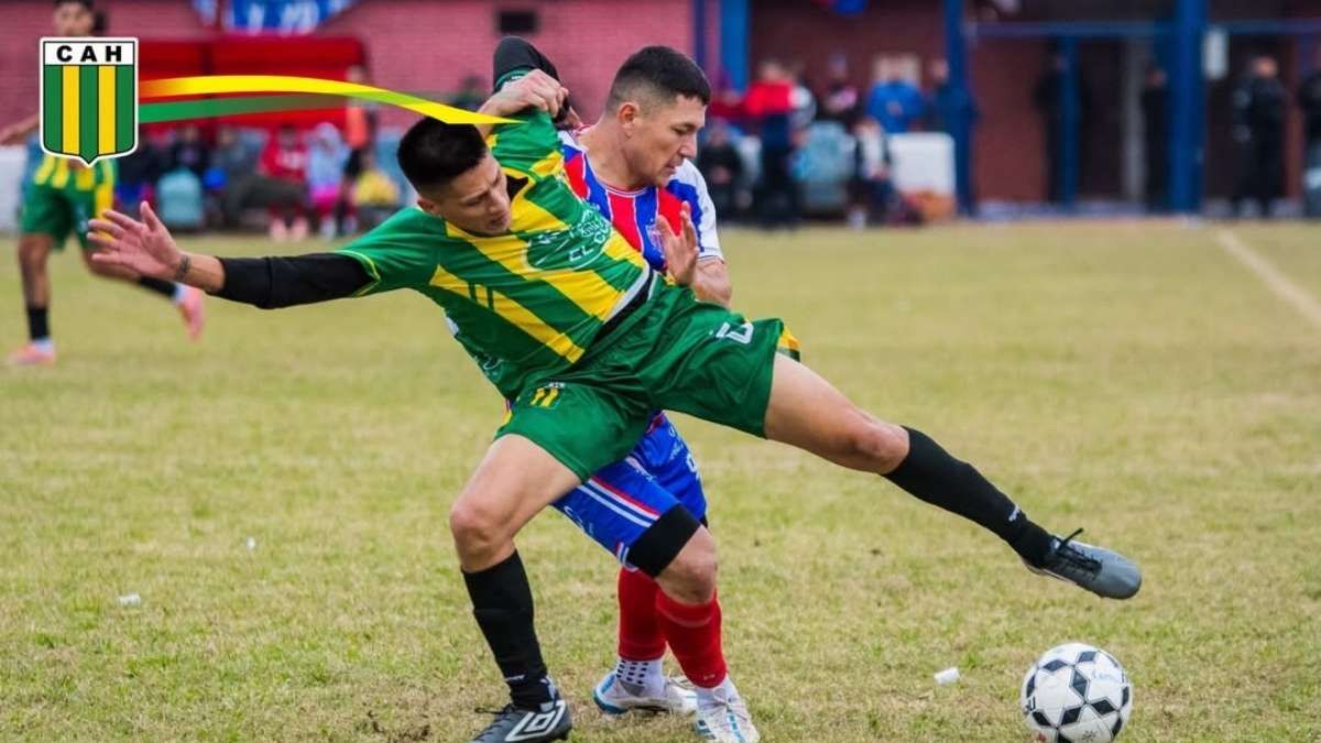 Huracán San Javier venció a Central en el clásico por Liga Verense de Fútbol. Foto: prensa Huracán. Huracán San Javier venció a Central en el clásico por Liga Verense de Fútbol. Foto: prensa Huracán.