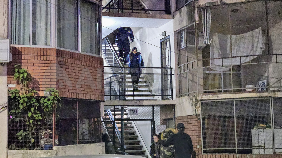 Una persona falleció a causa de inhalación de monóxido de carbono en Rosario. Una persona falleció a causa de inhalación de monóxido de carbono en Rosario.