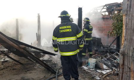 en el dia de su cumpleanos, perdio todo lo que tenia por un incendio en alto verde en el dia de su cumpleanos, perdio todo lo que tenia por un incendio en alto verde