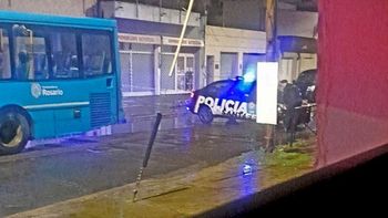 Atacaron a un colectivo de línea en Rosario: se investiga si fue un disparo