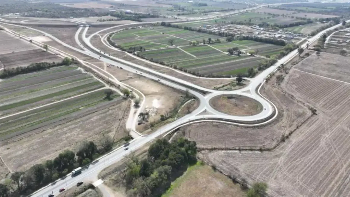 La obra busca mejorar la seguridad vial y prevenir inundaciones en el sur de Salta. La obra busca mejorar la seguridad vial y prevenir inundaciones en el sur de Salta.
