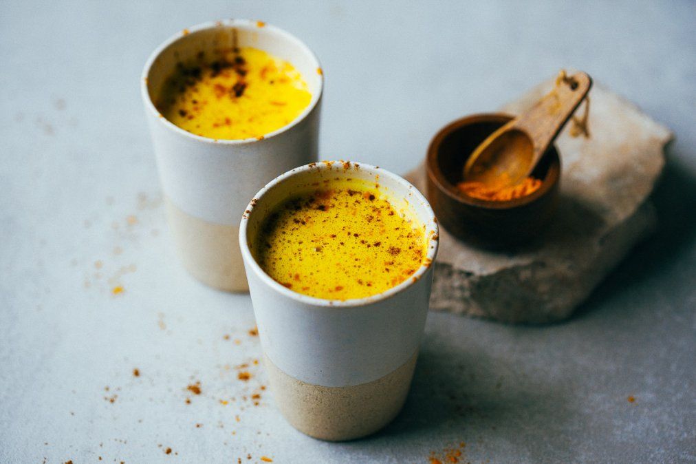 Leche de cúrcuma
