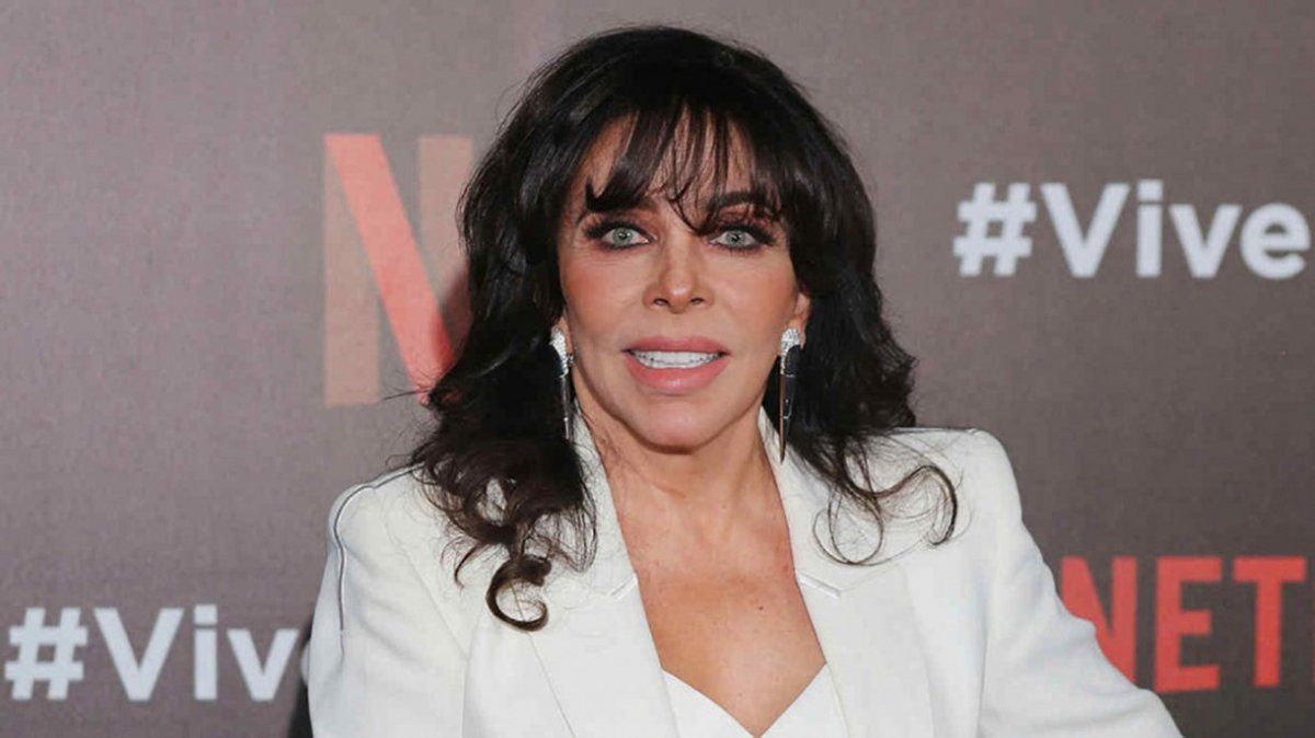 Creador de “La casa de las flores” habló de la salida de Véronica Castro