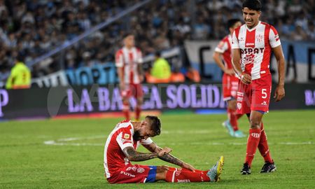 Miguel Torrén salió lesionado a los 16 minutos del segundo tiempo contra Racing. Miguel Torrén salió lesionado a los 16 minutos del segundo tiempo contra Racing.
