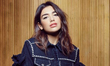 dua lipa y sus amigas incendian las playas de miami dua lipa y sus amigas incendian las playas de miami