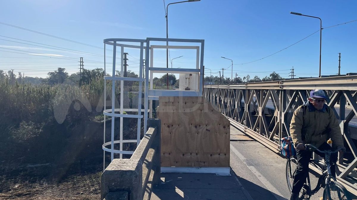 Los trabajos de reparación sobre el Puente Carretero Santa Fe - Santo Tomé avanzan en los tiempos previstos por el contratista.
