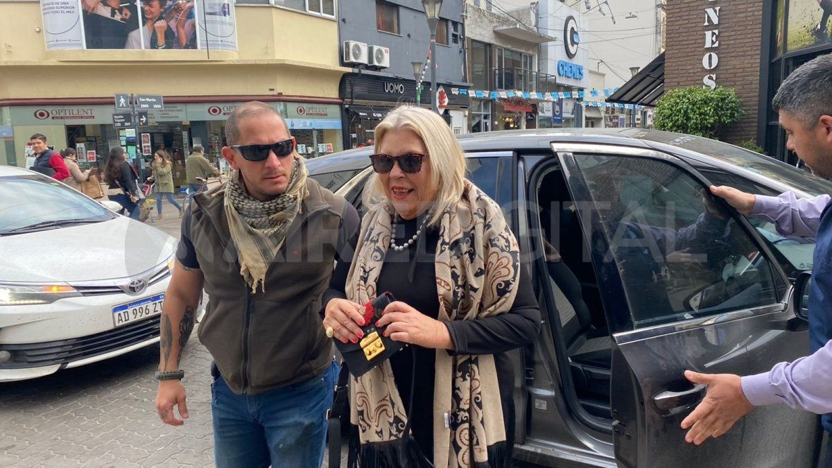 Elisa Carrió pasó por Santa Fe para ponerle límites políticos a Juntos