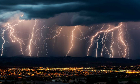 Tormenta de Santa Rosa: la tenebrosa leyenda que toca la puerta del país Tormenta de Santa Rosa: la tenebrosa leyenda que toca la puerta del país
