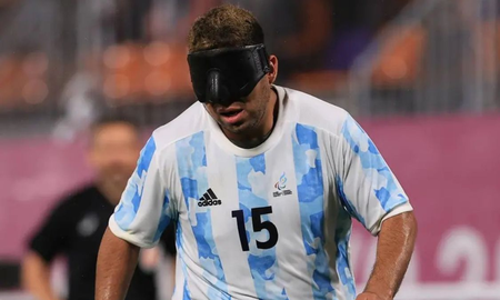 Maximiliano Espinillo fue campeón del mundo con la Selección Argentina. Maximiliano Espinillo fue campeón del mundo con la Selección Argentina.