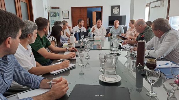 Aire de Santa Fe | Reunion Poletti - Gabinete.jpg