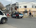 El accidente en Avenida Freyre dejó a un motociclista herido y complicó el tránsito en la zona. El accidente en Avenida Freyre dejó a un motociclista herido y complicó el tránsito en la zona.