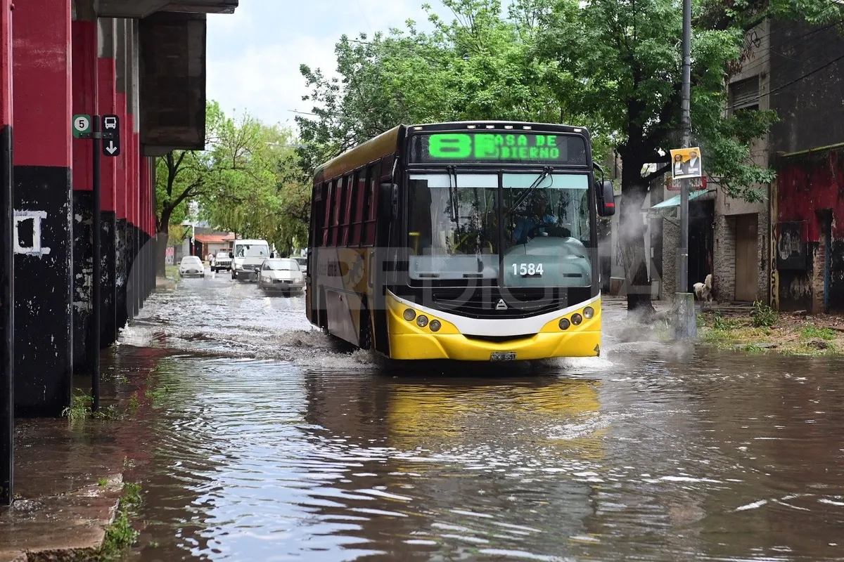 Los colectivos circulan con demoras en la ciudad de Santa Fe. Los colectivos circulan con demoras en la ciudad de Santa Fe.