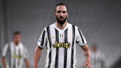 Pirlo le cerró las puertas y Juventus ya negocia la salida de Higuaín