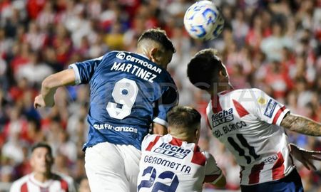 Maravilla ganó en las alturas y marcó el único gol de la noche. Maravilla ganó en las alturas y marcó el único gol de la noche.