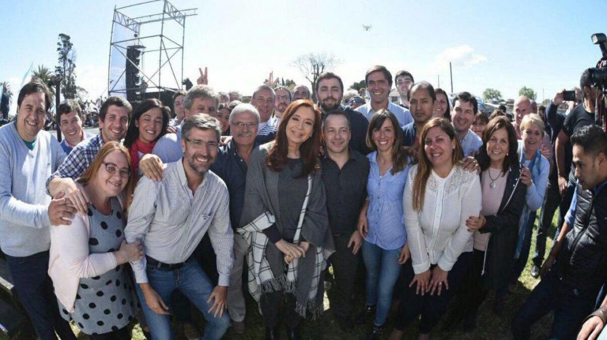 CFK armó una “contracumbre”: “En IDEA se quejaban de que el pueblo ganaba bien”