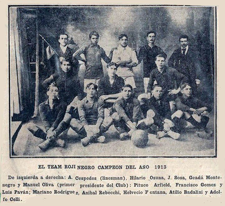 Equipo del Club Atlético Colón, en el año 1913.