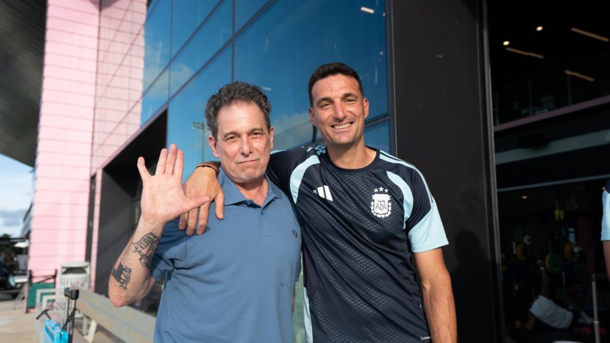 El cantante acompañó a la delegación argentina en Miami.