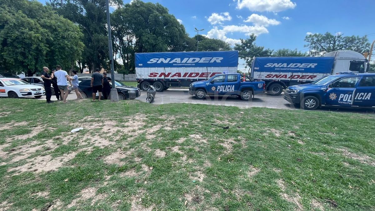 En la ciudad de Santa Fe hubo una fuerte pelea entre un automovilista y cinco limpiavidrios.