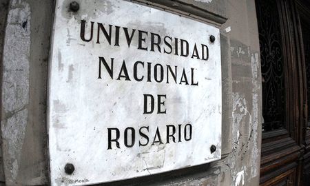 La universidad de Rosario decidió desvincular completamente al profesor acusado de abuso sexual. La universidad de Rosario decidió desvincular completamente al profesor acusado de abuso sexual.