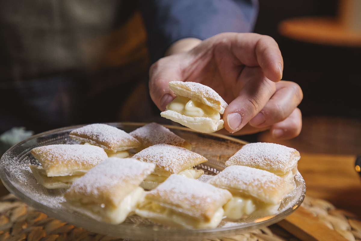 Los miguelitos son muy fáciles de preparar. Seguí la receta de Ariel Rodríguez Palacios en casa. Los miguelitos son muy fáciles de preparar. Seguí la receta de Ariel Rodríguez Palacios en casa.