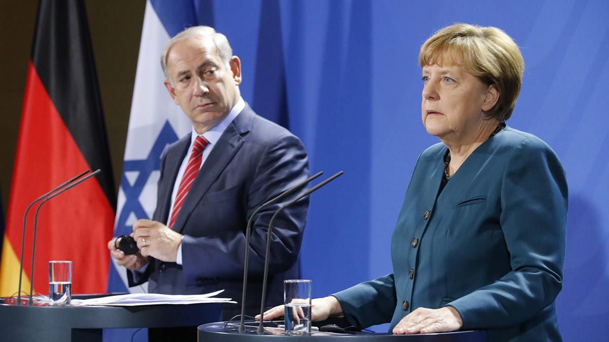 Ángela Merkel condenó el antisemitismo y apoyó la defensa de Israel contra los ataques de Hamás.