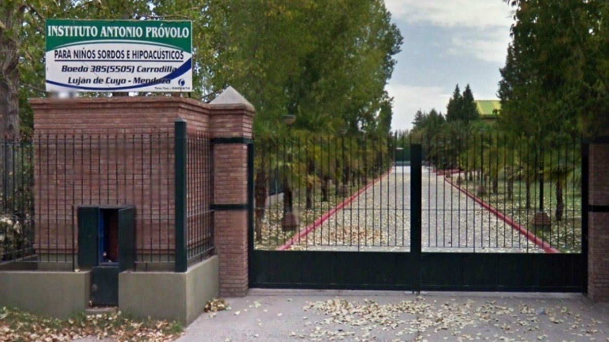 Liberaron a una monja que participó de los abusos a niños sordos en el Instituto Próvolo.