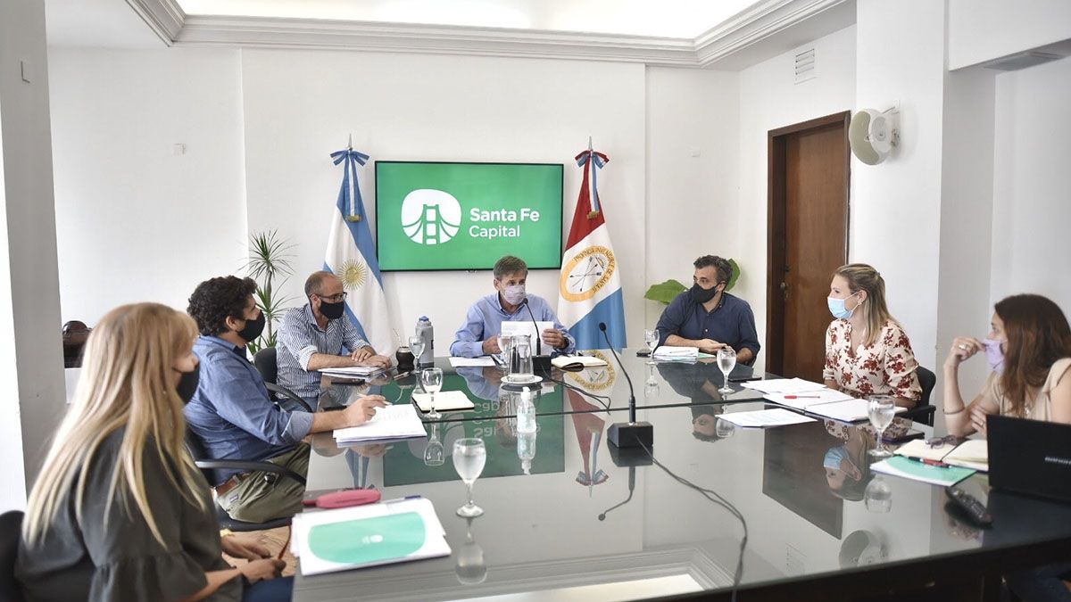 El intendente Emilio Jatón encabezó este jueves una nueva reunión del Comité de Gestión de Riesgos.