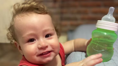 Un bebé de un año se atragantó con una uña postiza y murió en Los Polvorines: autopsia, velorio y una pelea que terminó a las trompadas