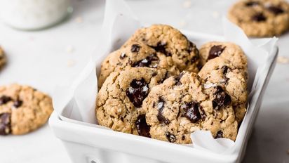 Cómo hacer galletitas de avena y chocolate: la receta de Maru Botana