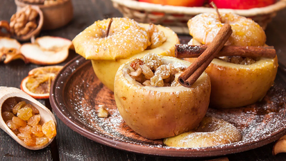 Cómo hacer manzanas al horno: la receta ideal para el postre