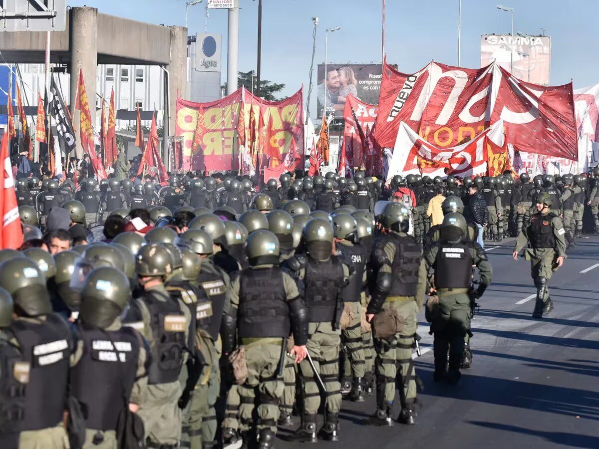 Amnistía Internacional (sede Argentina) publicó “Disenso en riesgo”