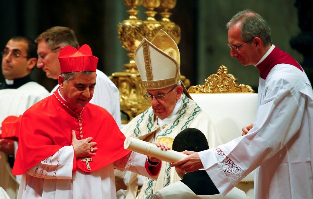 El cardenal acusado de fraude reveló que el Papa autorizó un pago secreto a Al-Qaeda