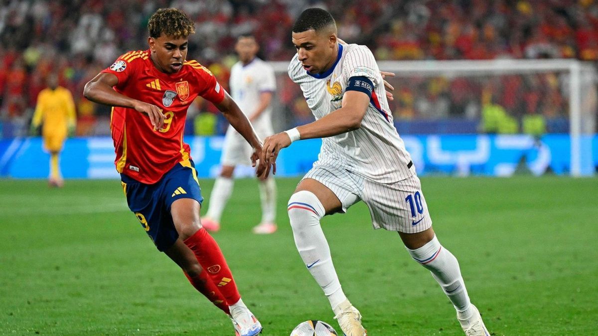 Francia y España abrirán las semifinales un día antes, en un duelo que promete ser uno de los grandes partidos del Mundial 2026. Francia y España abrirán las semifinales un día antes, en un duelo que promete ser uno de los grandes partidos del Mundial 2026. 