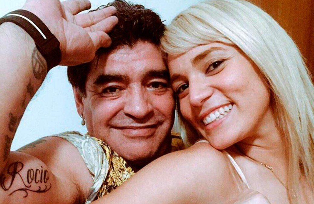 Rocío Oliva y el hombre de bigote que la acompañó a Dubai a buscar millones