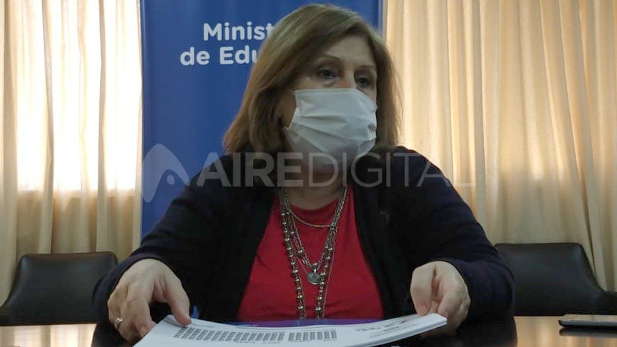 Ministra de Educaci&oacute;n de la provincia de Santa Fe, Adriana Cantero.