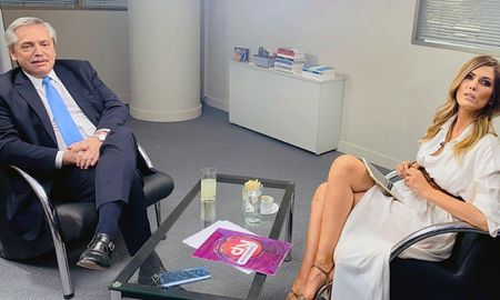Alberto Fernández junto a Viviana Canosa en Nada Personal, que se emite por Canal 9. Alberto Fernández junto a Viviana Canosa en Nada Personal, que se emite por Canal 9.