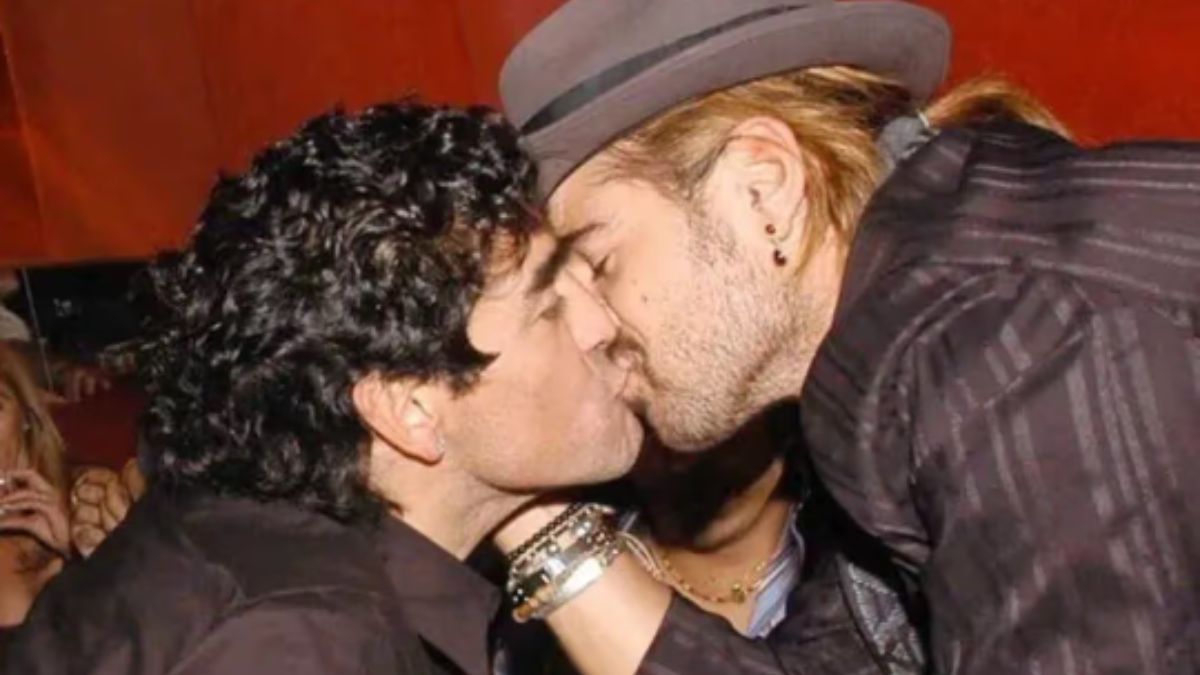 Colin Farrell recordó su encuentro con Diego Maradona en Buenos Aires y lo definió como una de las noches más importantes de su vida. Colin Farrell recordó su encuentro con Diego Maradona en Buenos Aires y lo definió como una de las noches más importantes de su vida.