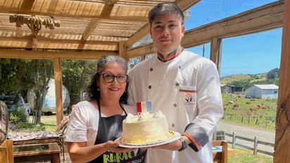 Así creó un estudiante santafesino la torta más vendida de Chile por 