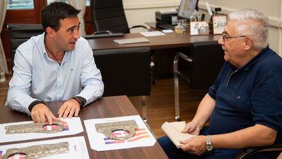 Provincia continúa con la devolución de placas de bronce sustraídas de cementerios