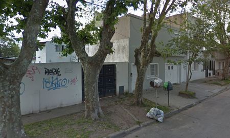 Se le trabó la bufanda en una máquina amasadora y murió asfixiada en Mar del Plata. Se le trabó la bufanda en una máquina amasadora y murió asfixiada en Mar del Plata.