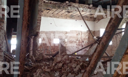 Así quedó la cocina del Hospital Cullen tras el derrumbe que dejó tres obreros heridos. Así quedó la cocina del Hospital Cullen tras el derrumbe que dejó tres obreros heridos.