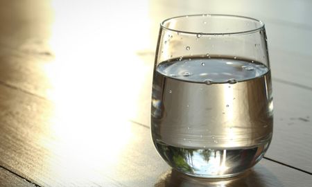 Argentinos crean un filtro de uso doméstico para remover micro y nanoplásticos del agua. Argentinos crean un filtro de uso doméstico para remover micro y nanoplásticos del agua.