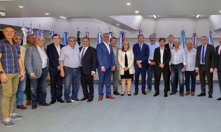 Rodríguez.Participaron de la reunión once gobernadores y dos secretarios generales de la CGT. Rodríguez.Participaron de la reunión once gobernadores y dos secretarios generales de la CGT.