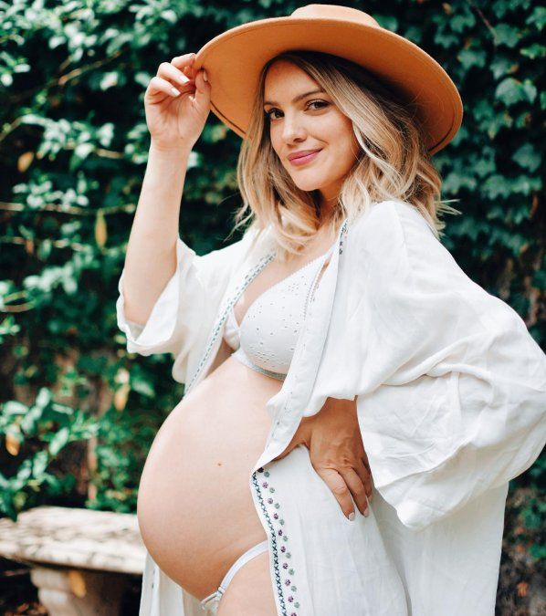 Macarena Paz fue mamá de Abril.