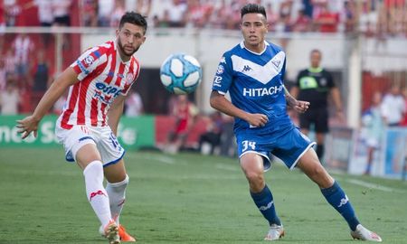 Unión y Vélez disputarán su partido N° 66 en torneos oficiales, todos ellos en Primera División. Hasta el momento se registran 14 triungos del Tatengue, 30 del Fortín y 21 empates. Unión y Vélez disputarán su partido N° 66 en torneos oficiales, todos ellos en Primera División. Hasta el momento se registran 14 triungos del Tatengue, 30 del Fortín y 21 empates.