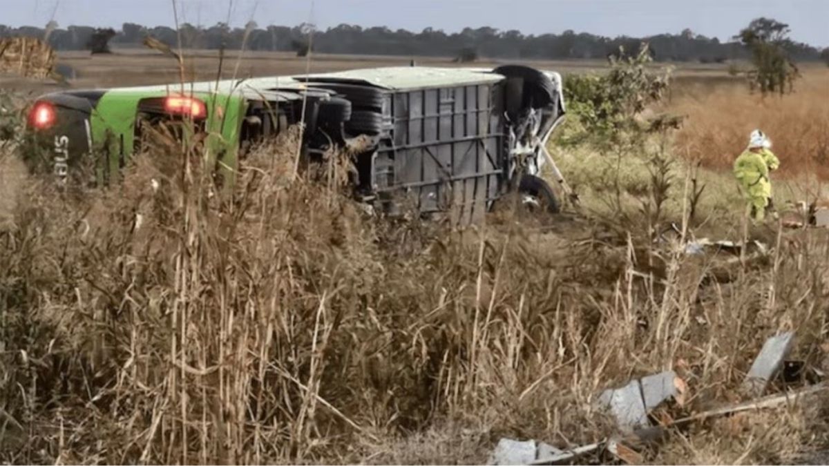 Una joven santafesina de 26 años murió tras el vuelco de un colectivo en el noreste de Australia.