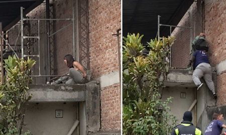 El dramático hecho ocurrió en el barrio Belgrano de la ciudad tucumana de Aguilares. La víctima fue rescatada tras pedir auxilio desde el techo. El dramático hecho ocurrió en el barrio Belgrano de la ciudad tucumana de Aguilares. La víctima fue rescatada tras pedir auxilio desde el techo.